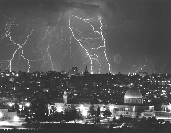 jerusalem-lightning_1.jpg jerusalem-lightning_1.jpg