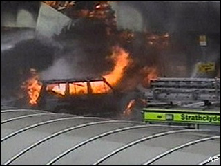 070630_SUV_crash.jpg