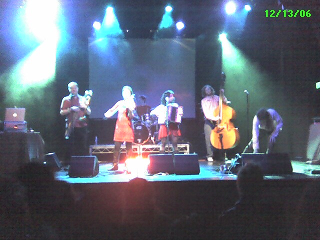 treo_121306_001.jpg