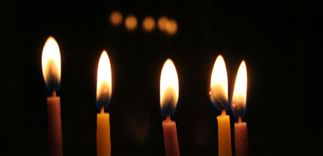 hanukka4.jpg